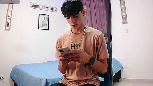 Snapshot of harrytomson_1 chatting on October 2025 09:16:02 PM harrytomson 1 online show from October 2025 09:16:02 PM