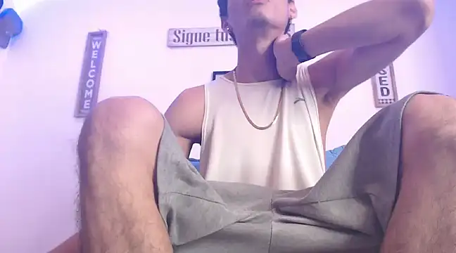 Snapshot of harrytomson_1 chatting on March 2025 03:10:02 AM harrytomson 1 online show from March 2025 03:10:02 AM