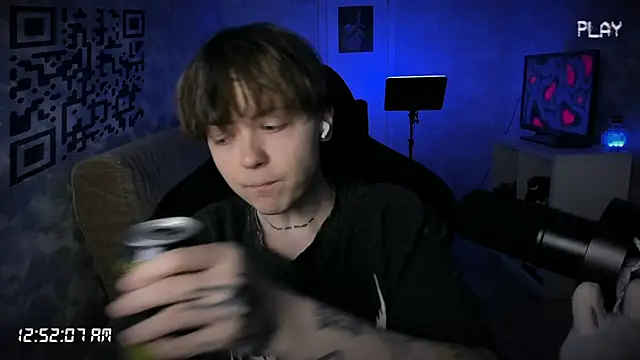 Snapshot of charonbaby1 chatting on November 2025 09:52:02 PM charonbaby1 online show from November 2025 09:52:02 PM