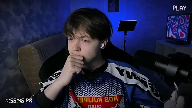 Snapshot of charonbaby1 chatting on November 2025 08:57:02 PM charonbaby1 online show from November 2025 08:57:02 PM