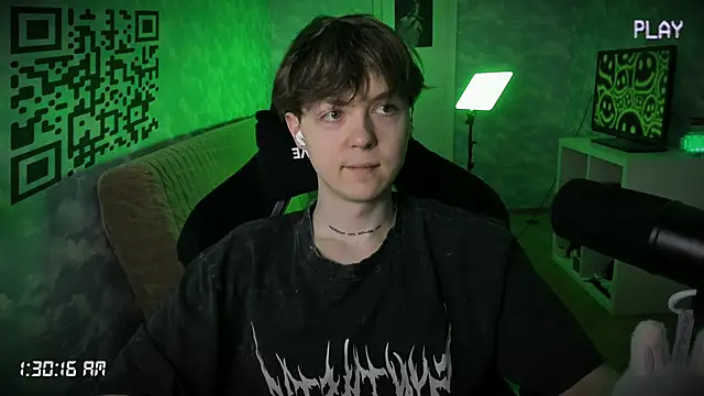 Snapshot of charonbaby1 chatting on November 2025 10:31:02 PM charonbaby1 online show from November 2025 10:31:02 PM