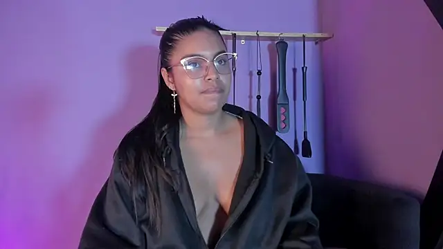 zoe roux21 online show from February 2026 03:29:02 AM