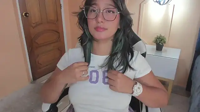 Yazmin rouse online show from February 2025 12:54:02 AM