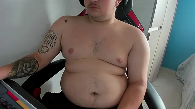 AndresChuboi online show from February 2026 04:18:02 PM