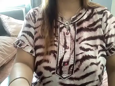 Snapshot of sassypooja chatting on November 2025 05:57:02 AM sassypooja online show from November 2025 05:57:02 AM