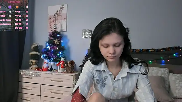 Snapshot of ZeldaDwight chatting on December 2024 06:39:01 AM ZeldaDwight online show from December 2024 06:39:01 AM