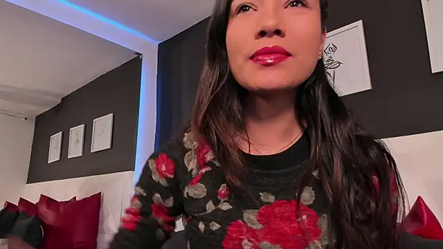 Snapshot of scarlet_castro chatting on September 2025 12:11:02 PM scarlet castro online show from September 2025 12:11:02 PM