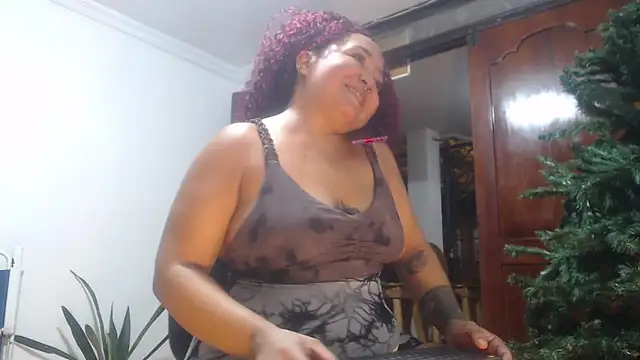 Snapshot of cougar_town chatting on November 2025 11:21:01 PM cougar town online show from November 2025 11:21:01 PM