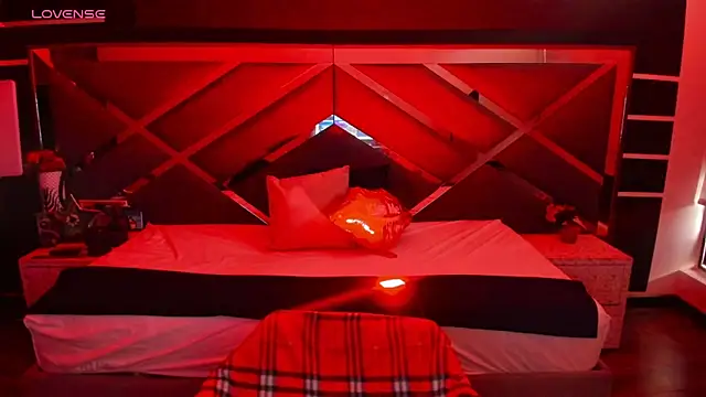 SexyNaf online show from September 2025 07:32:01 PM