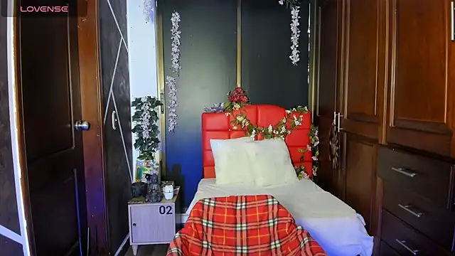 SexyNaf online show from December 2025 07:13:01 PM