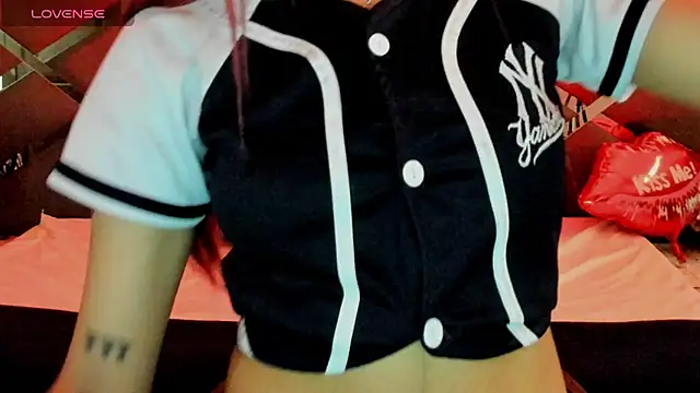 SexyNaf online show from October 2025 07:06:01 PM