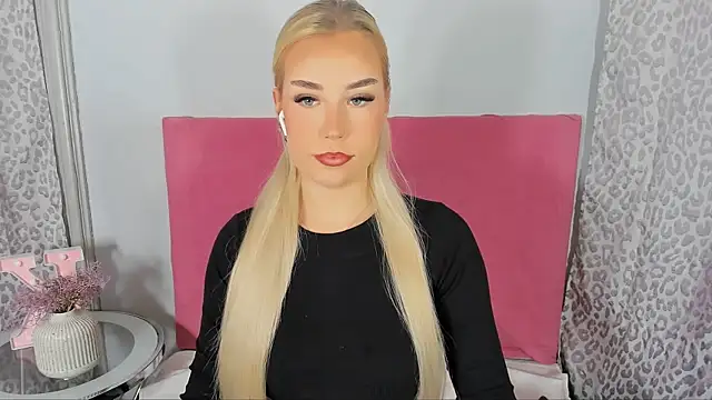 KristyHoney online show from March 2026 03:15:01 PM