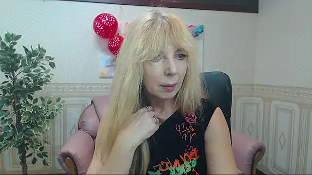 Anna Diax online show from February 2025 01:18:02 PM