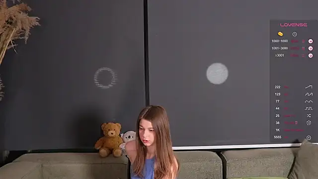 AnnaSiren online show from February 2025 03:34:02 AM