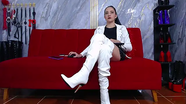 KatyMore  online show from April 2026 03:14:01 PM