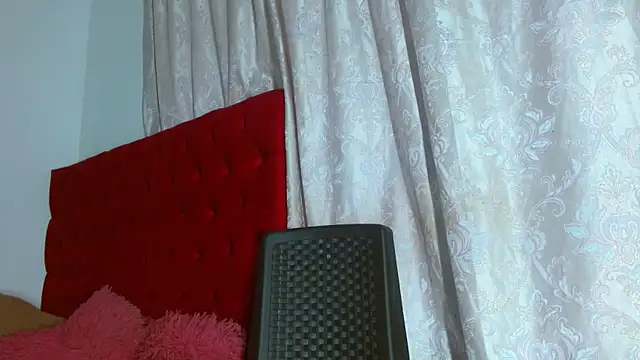 cristinamontiel online show from October 2025 02:18:01 PM