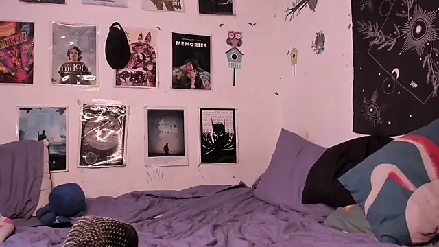 hothoneychile online show from April 2026 01:09:02 AM