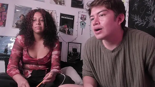 hothoneychile online show from November 2025 03:05:01 PM