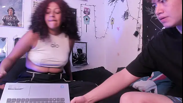 hothoneychile online show from October 2025 02:27:02 PM