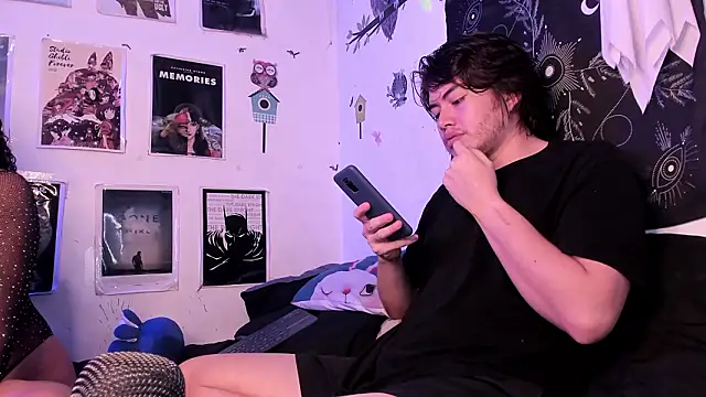 hothoneychile online show from March 2026 02:56:02 AM