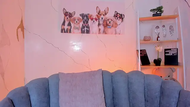 Snapshot of RoxyRoss_ chatting on October 2025 02:43:02 PM RoxyRoss online show from October 2025 02:43:02 PM