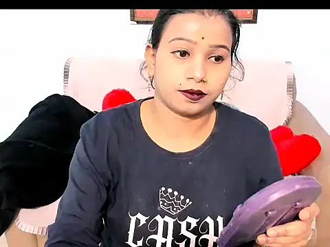 Snapshot of kendracox21 chatting on February 2026 04:21:01 AM kendracox21 online show from February 2026 04:21:01 AM