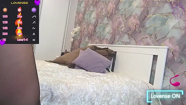 deliciousRose online show from November 2025 05:11:02 AM