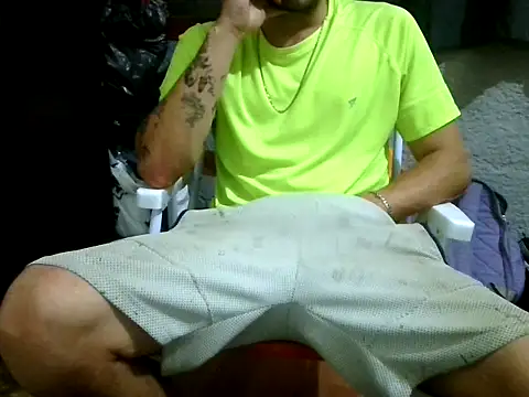 montevideoo online show from December 2025 05:13:01 AM