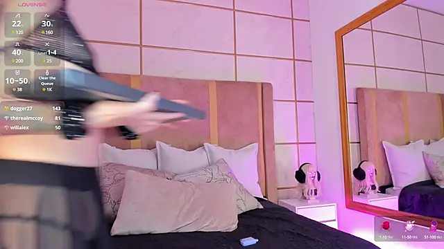 Snapshot of Kittenmeuw chatting on February 2025 03:04:02 AM Kittenmeuw online show from February 2025 03:04:02 AM