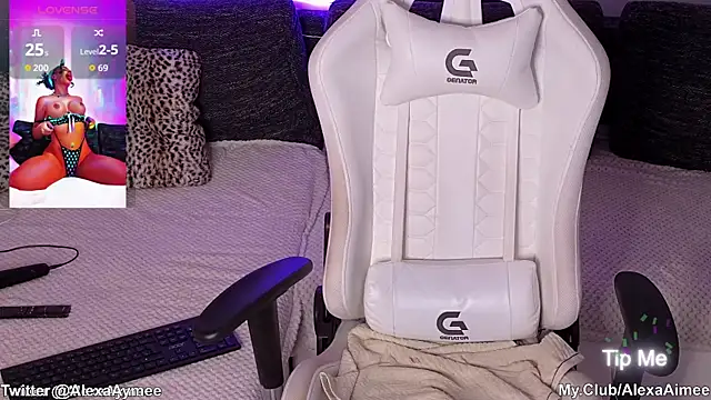 AlexaAimee online show from March 2026 10:14:01 AM