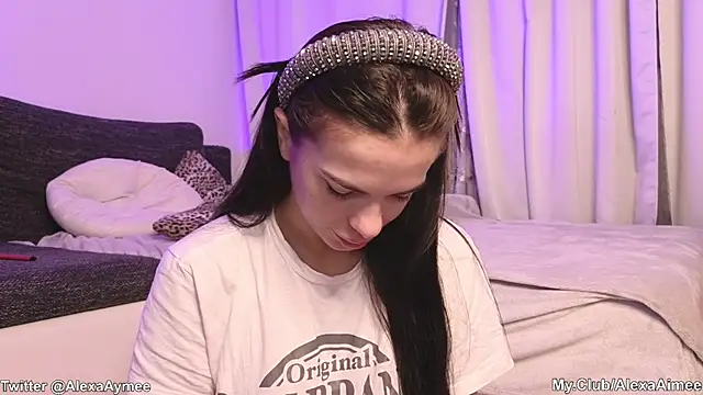 AlexaAimee online show from March 2025 04:25:01 AM