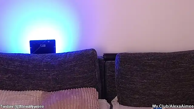 AlexaAimee online show from December 2025 09:31:02 PM