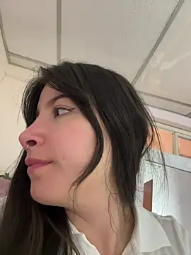 Snapshot of annaharper- chatting on December 2024 06:46:01 AM annaharper- online show from December 2024 06:46:01 AM