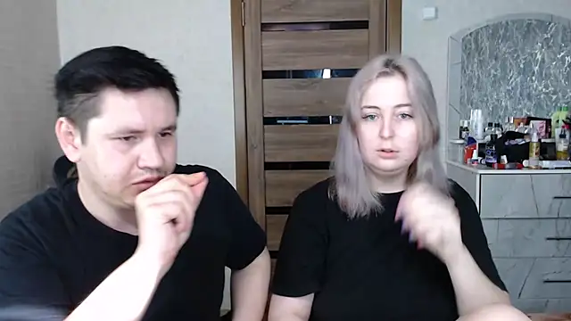 Kristy-Max online show from March 2025 06:33:02 AM