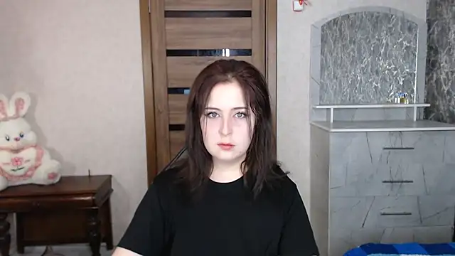 Kristy-Max online show from October 2025 09:28:02 PM