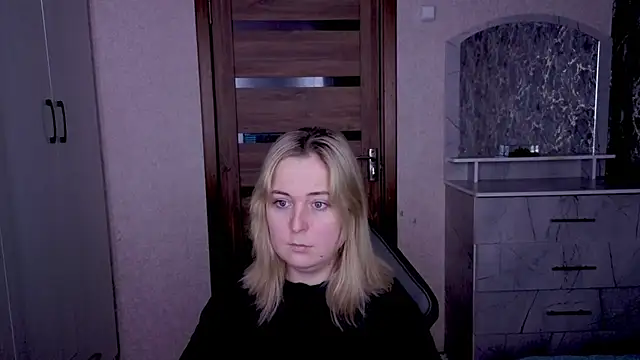 Kristy-Max online show from February 2026 01:55:01 PM