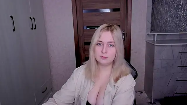 Kristy-Max online show from March 2026 08:35:02 AM