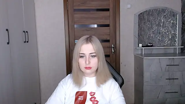 Kristy-Max online show from January 2026 07:51:02 PM