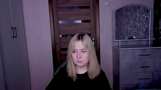 Kristy-Max online show from February 2026 02:34:02 AM