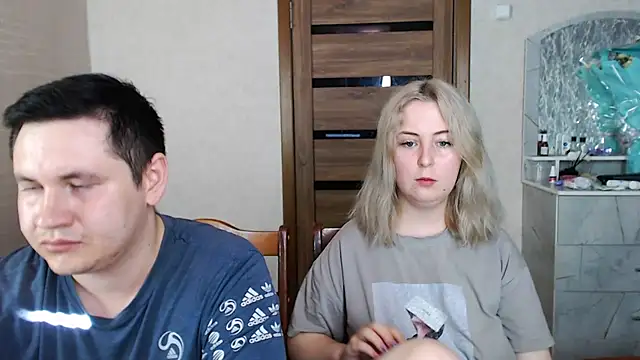 Kristy-Max online show from March 2025 06:03:02 AM