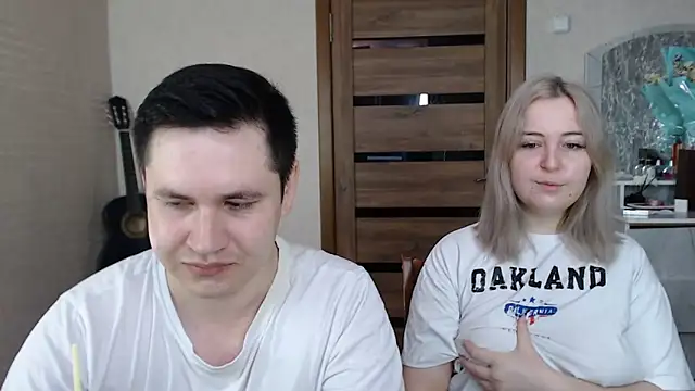 Kristy-Max online show from March 2025 04:30:02 AM