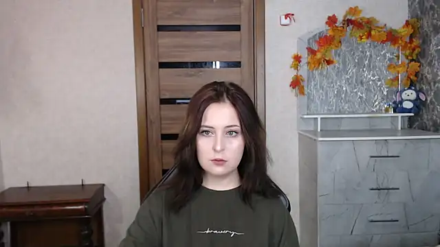 Kristy-Max online show from October 2025 08:32:01 PM