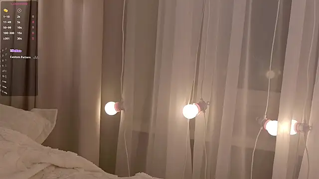 Snapshot of SunnyRisha chatting on January 2026 05:22:01 AM SunnyRisha online show from January 2026 05:22:01 AM