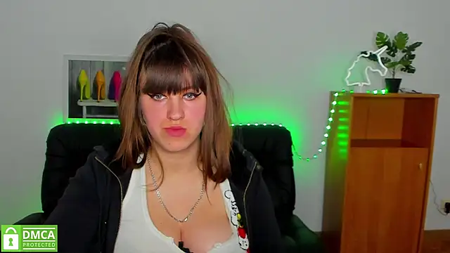 Amali Ivanna smit online show from February 2025 03:37:02 PM