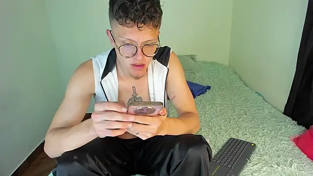 CelesteXCute online show from February 2025 01:11:01 PM