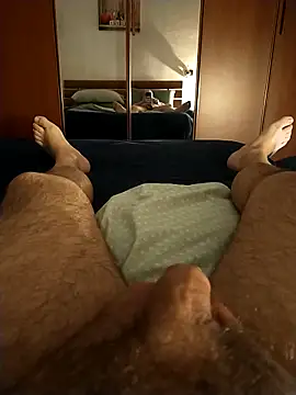 user 662 online show from March 2026 01:16:02 PM