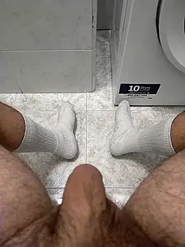 Snapshot of user_662 chatting on February 2026 05:23:02 PM user 662 online show from February 2026 05:23:02 PM