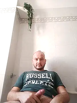 Snapshot of user_662 chatting on February 2026 11:45:02 AM user 662 online show from February 2026 11:45:02 AM