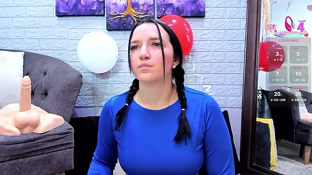  EmilyJireh  online show from February 2026 04:40:02 PM