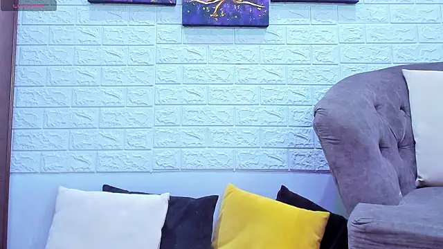  EmilyJireh  online show from March 2026 07:20:02 PM